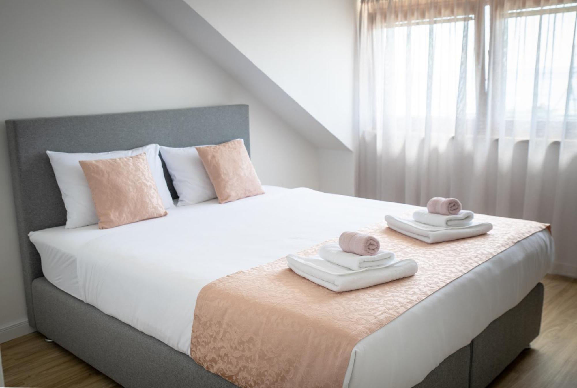 Bed & Breakfast Portun In The Center Baska Voda Exterior photo